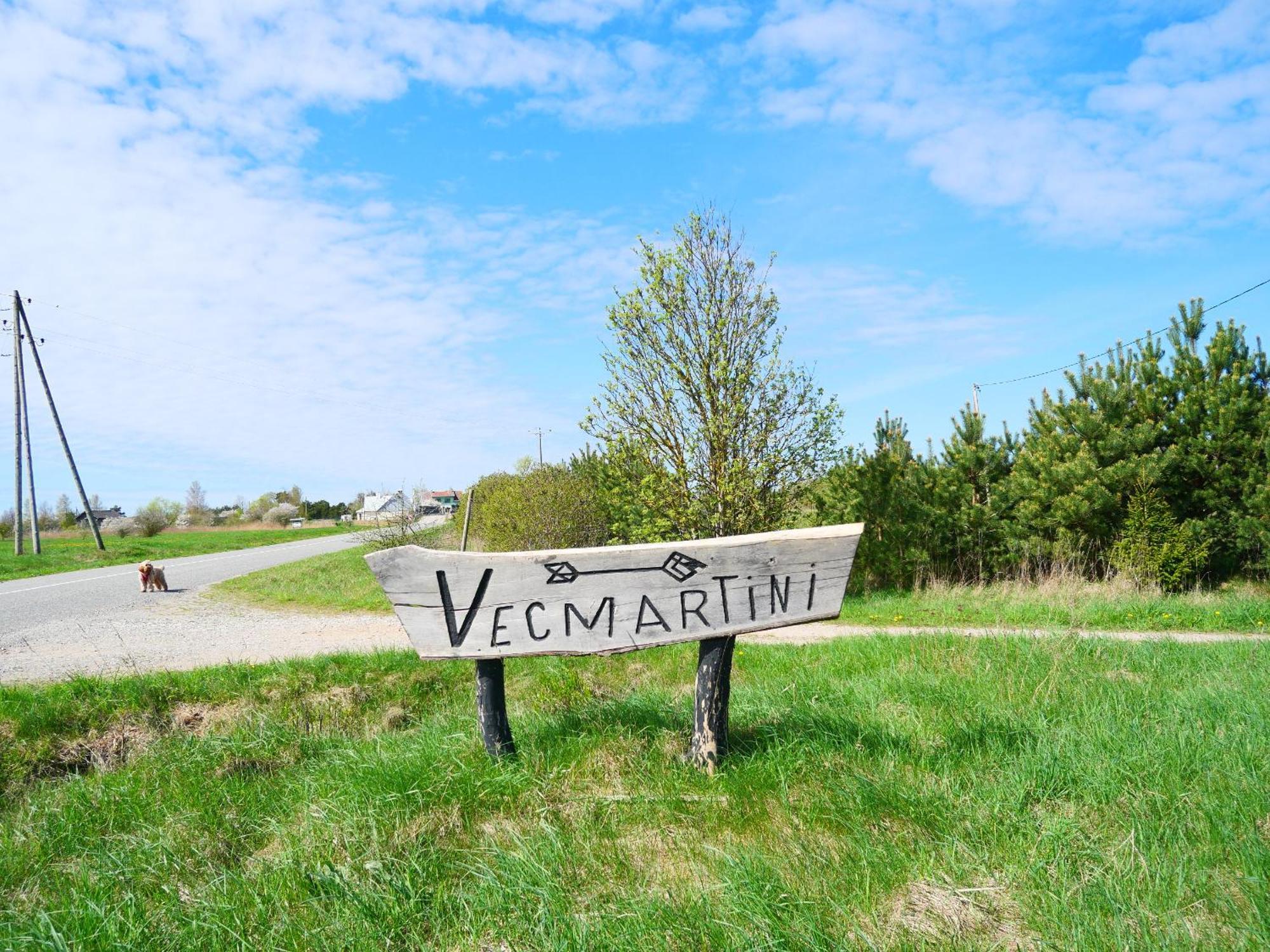 Vecmartini Leilighet Pape Eksteriør bilde